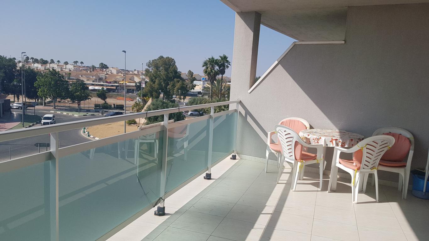 Apartamento en Cabo Roig con piscina